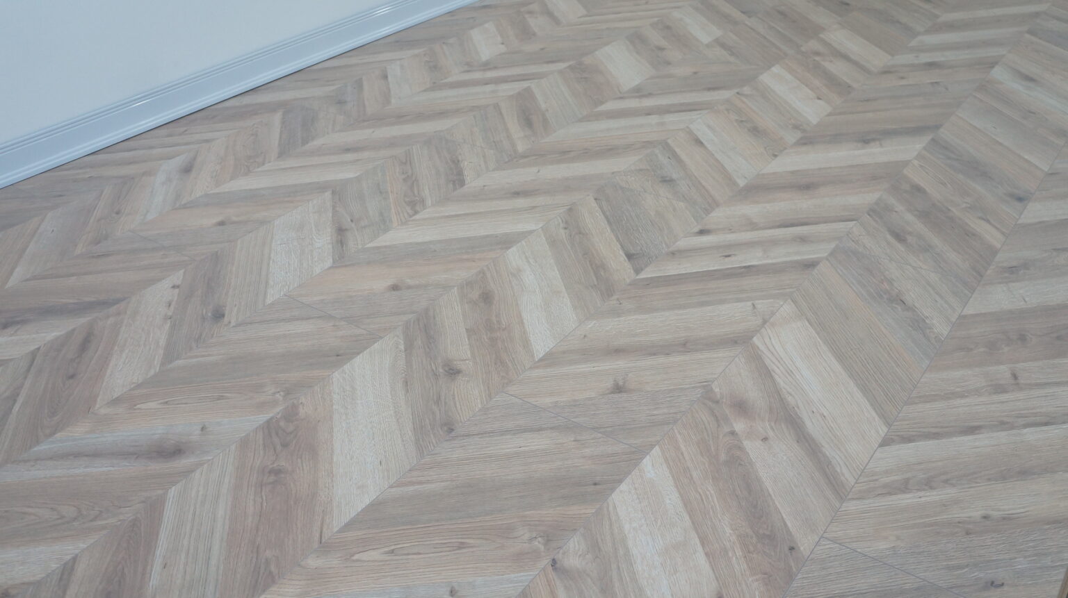 sàn gỗ kronopol chịu nước tốt